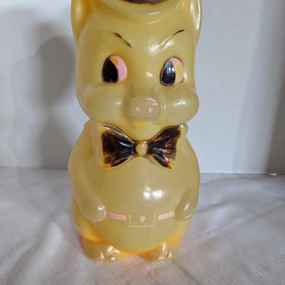 VTG plastic Piggy Bank blow mold with stopper Regal plastics Canada porky pig